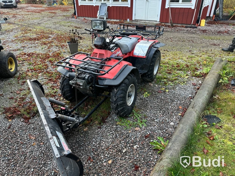 ATV Suzuki KingQuad 4WD, röd, snöplog
