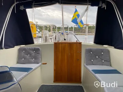 Albin Segelbåt Olivia, i hamn