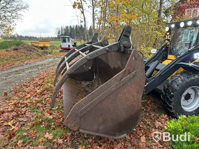 KlämSkopa/Buck, Volvo, BM med hydraulisk grip