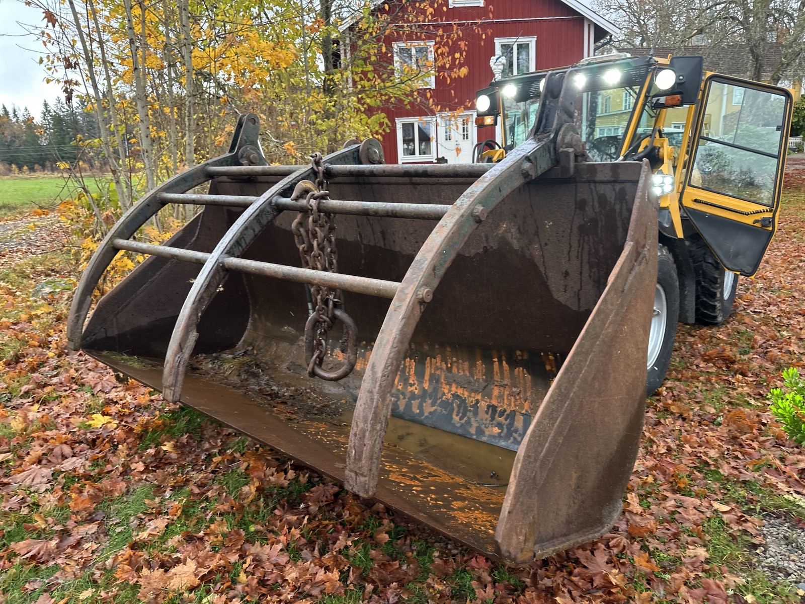 KlämSkopa/Buck, Volvo, BM med hydraulisk grip