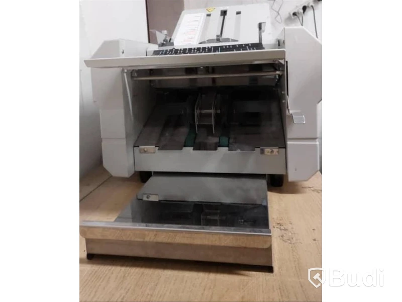 Pappersvikmaskin (paper folding machine)