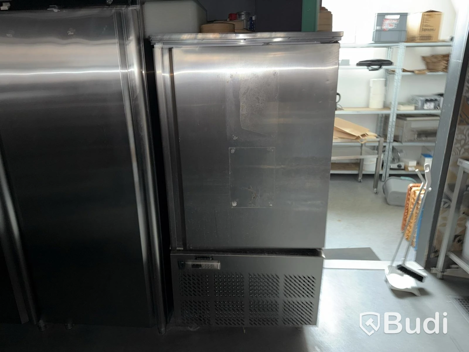Refrigerator Tefcold BLC10, 10 trays - NOT WORKING