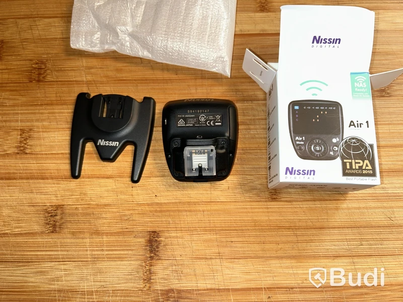 Blixt, Nissin, Air 1, svart