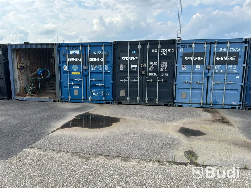 Container 20 fot isolerad samt elcentral och belysning