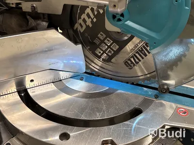 Kap- & gersåg Makita LS003G med batteri & laddare