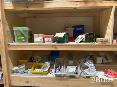 Parti spik, bult, skruv etc. | 3 hyllsektioner