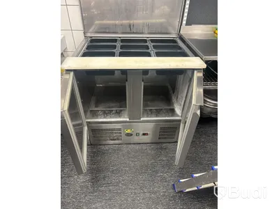 Kylbänk med plastkantiner. SweDan S900 STD