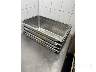 Plastväxt inkl. korg