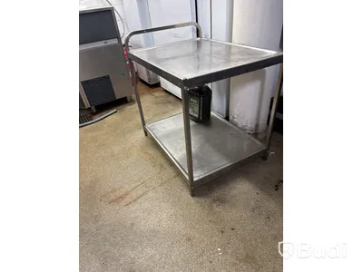 Rostfri bänk