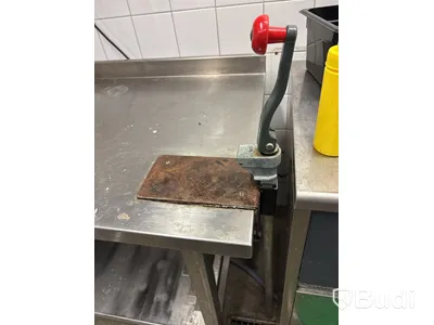 Rostfri bänk
