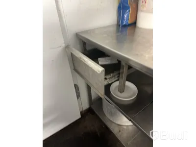 Rostfri bänk