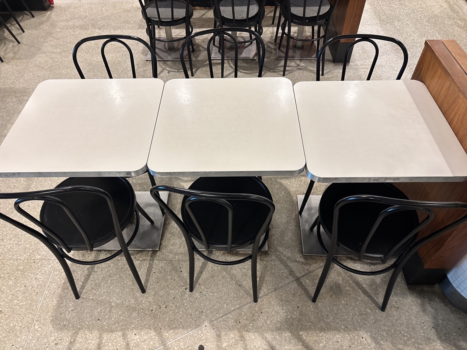 3 st. Bord inkl. 6 st. stolar