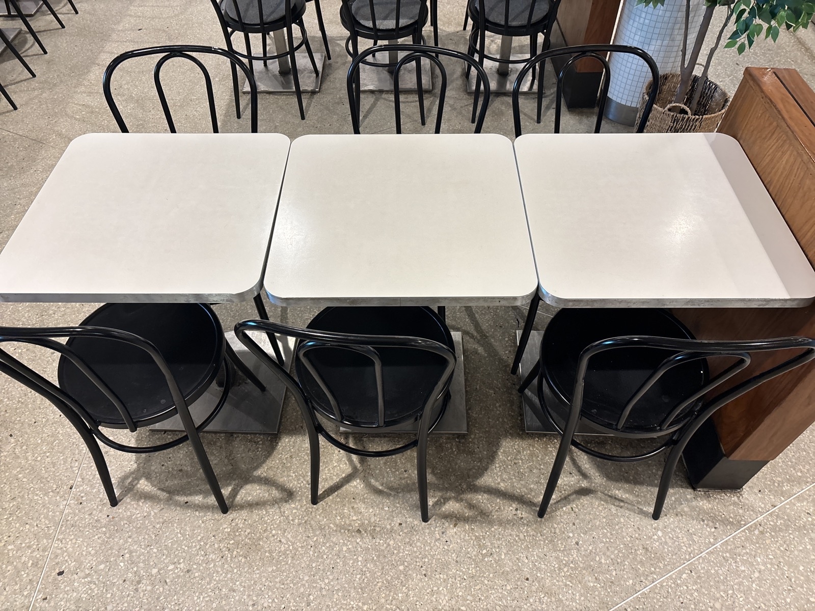 3 st. Bord inkl. 6 st. stolar