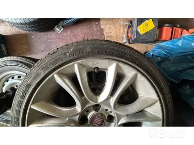 4 st. Friktionsdäck på aluminiumfälgar, kantstötta