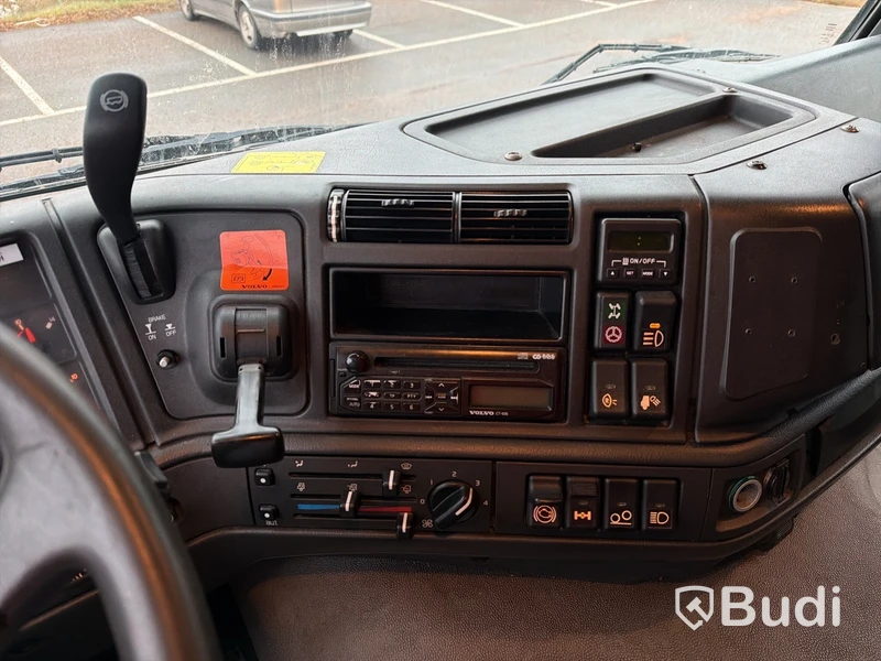Kylbil Volvo FM12 6X2 -2000
