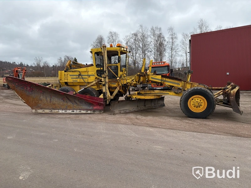 Väghyvel Aveling-Barford ASG 113 – 1986 – 6x6 – snöröjningsutrustad