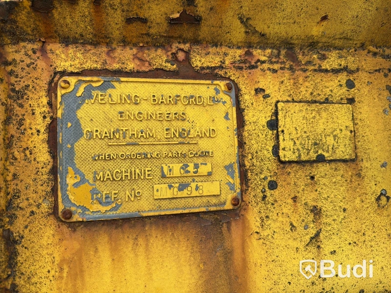 Väghyvel Aveling-Barford ASG 113 – 1986 – 6x6 – snöröjningsutrustad