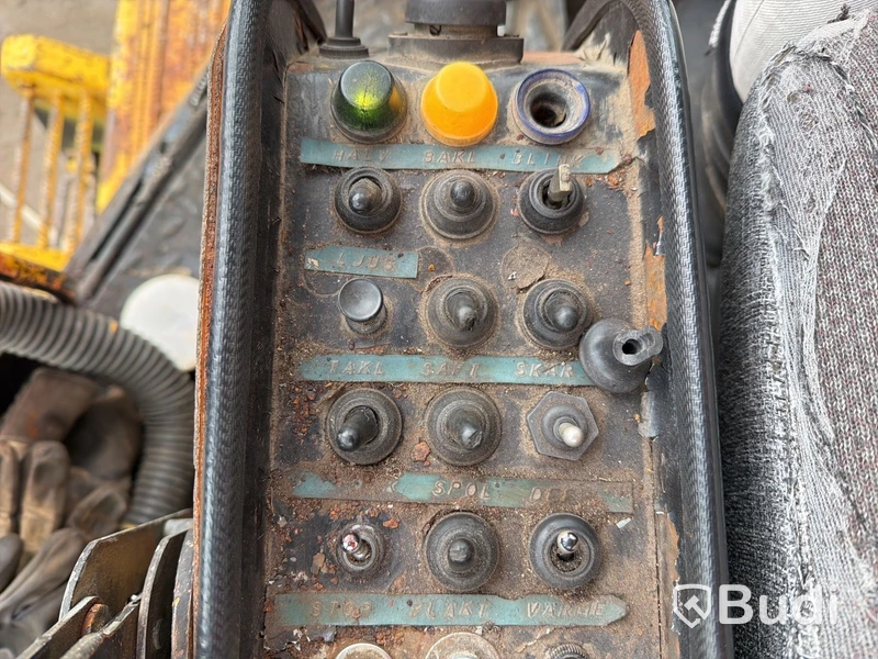 Väghyvel Aveling-Barford ASG 113 – 1986 – 6x6 – snöröjningsutrustad