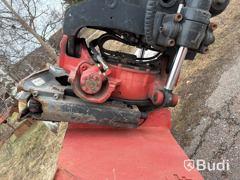 Grävlastare Huddig 1160D – 2006 – 11207 timmar