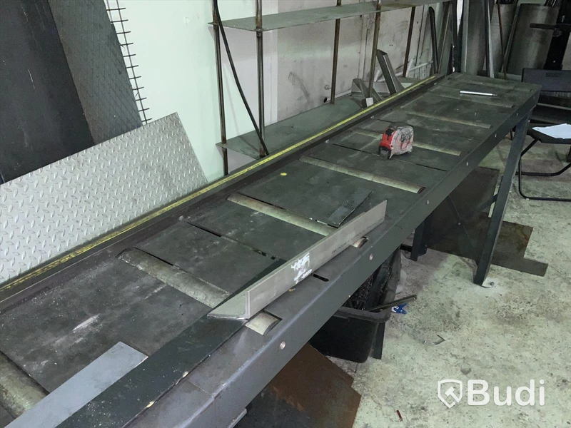Metallsåg med matarbord. bomar easycut 275.230 dg