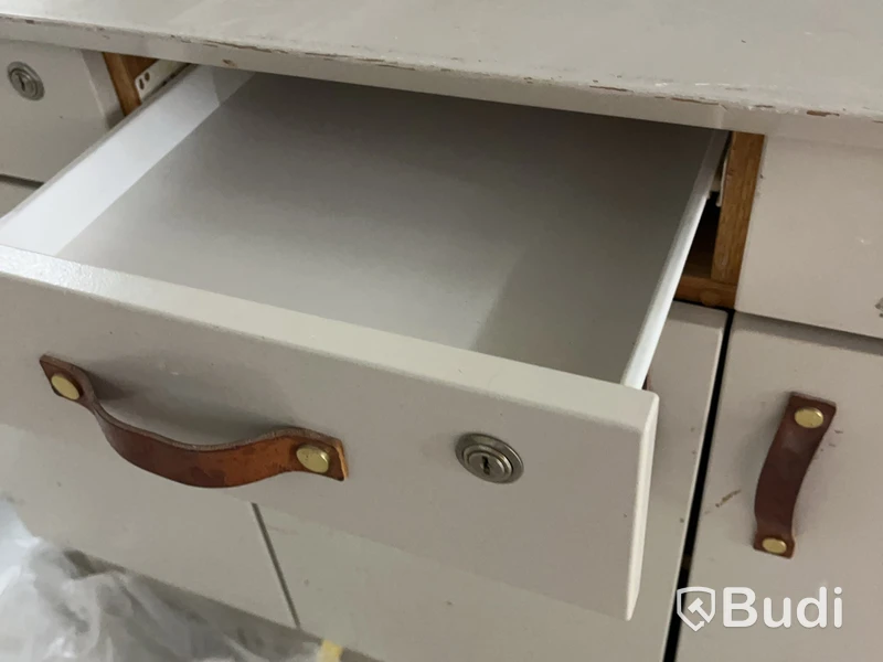 Wooden shop counter with shelves, 150 x 160 x 60 cm