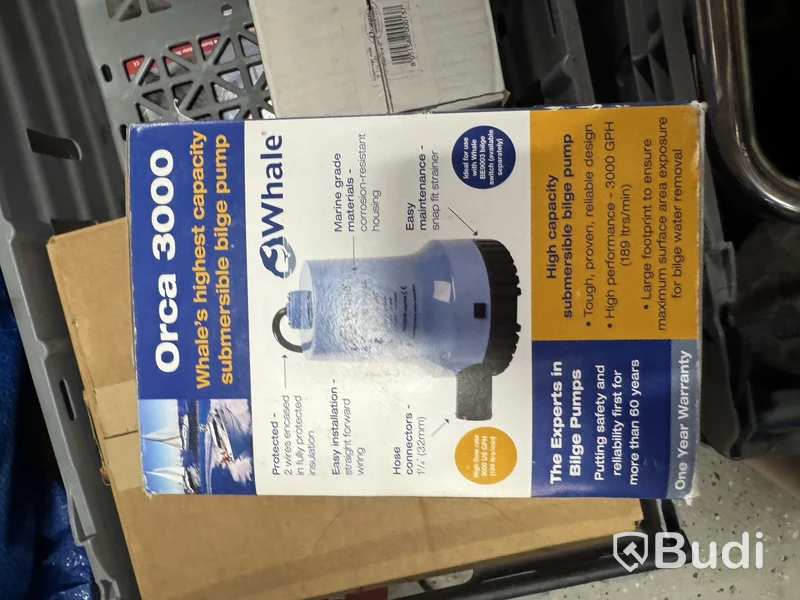 Whale Orca 3000 Bilge Pump, 12/24 V