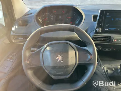 Skåpbil Peugeot Partner -2019 | 10853 mil | Dragkrok