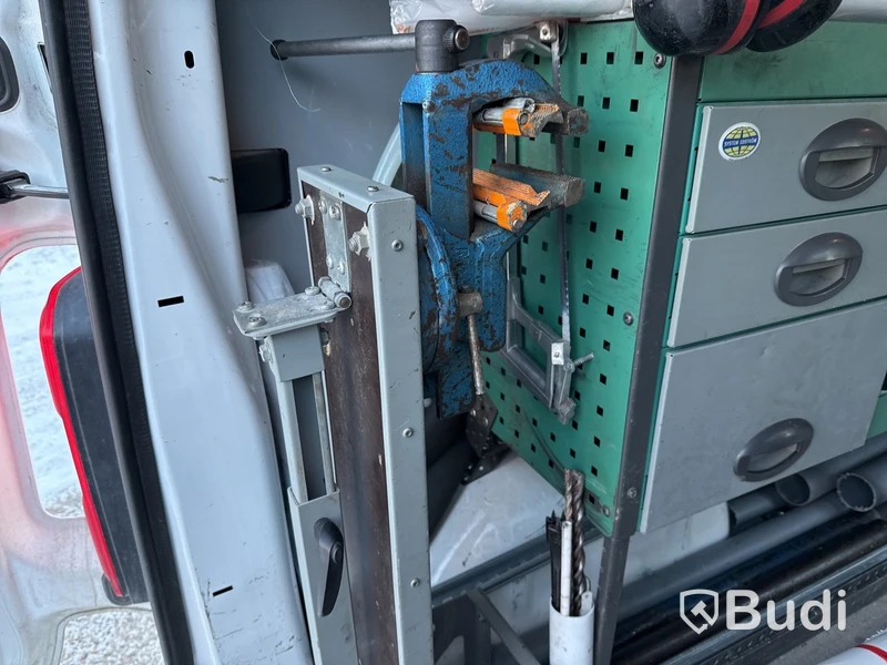 Skåpbil Peugeot Expert BlueHDi Skåp (122hk) -2019, 4400 mil, mycket material ingår!