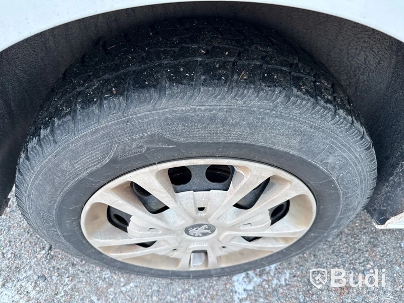 Skåpbil Peugeot Expert BlueHDi Skåp (122hk) -2019, 4400 mil, mycket material ingår!