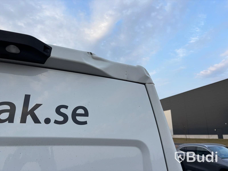 Skåpbil Iveco Daily 35-140, 2.3 JTD Hi-Matic -2020 | Dragkrok
