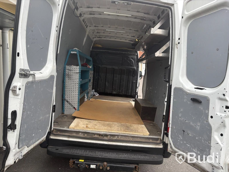 Skåpbil Iveco Daily 35-140, 2.3 JTD Hi-Matic -2020 | Dragkrok
