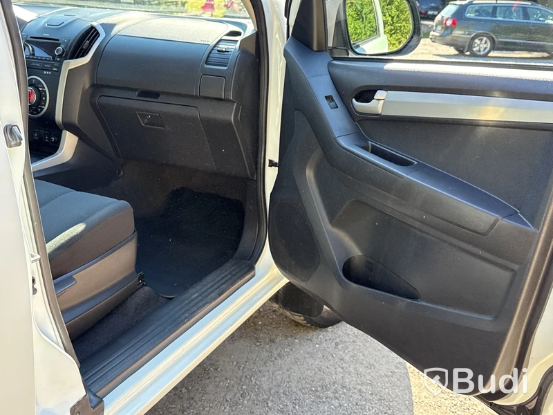 Isuzu D-MAX 2.5 DDI 4WD (163hk)- 2015