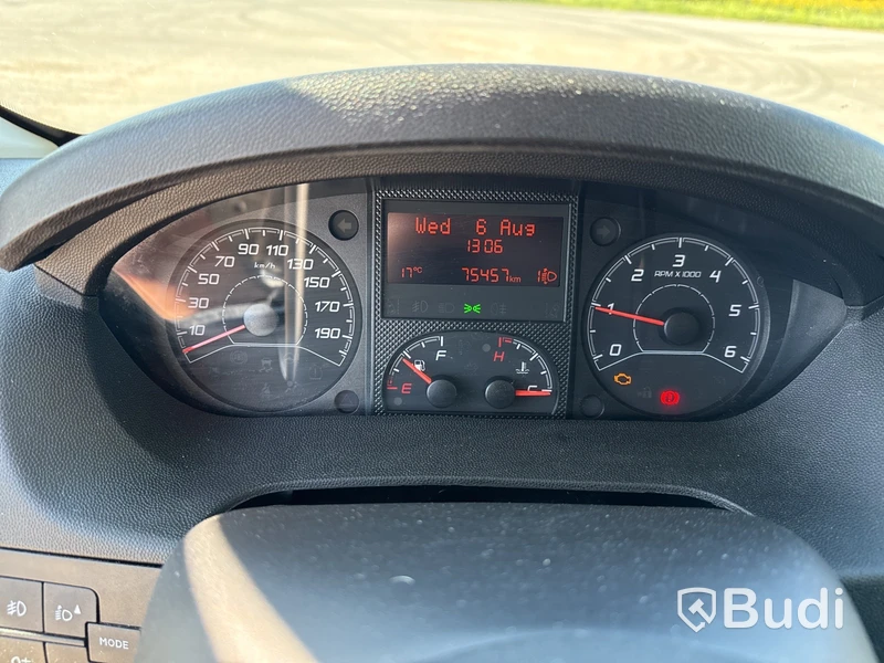 Peugeot Boxer 335 volymskåp med bakgavellyft  (163hk) -2019, Endast 7500 mil!