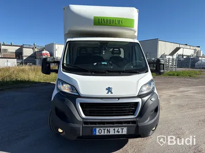 Peugeot Boxer 335 volymskåp med bakgavellyft  (163hk) -2019, Endast 7500 mil!