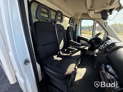 Peugeot Boxer 335 volymskåp med bakgavellyft  (163hk) -2019, Endast 7500 mil!