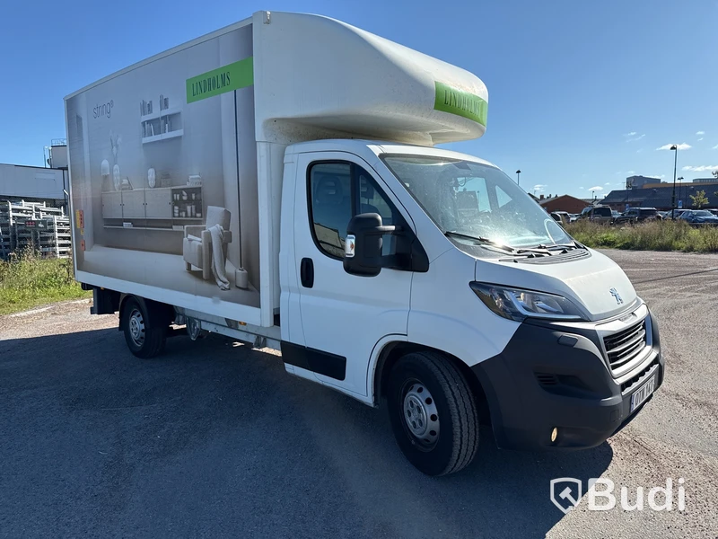 Peugeot Boxer 335 volymskåp med bakgavellyft  (163hk) -2019, Endast 7500 mil!