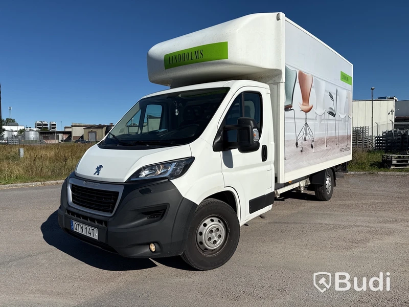 Peugeot Boxer 335 volymskåp med bakgavellyft  (163hk) -2019, Endast 7500 mil!