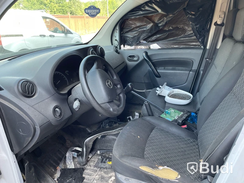 Skåpbil Mercedes-Benz Citan 109 CDI Manuell, 95hk -2021 | Reparationsobjekt