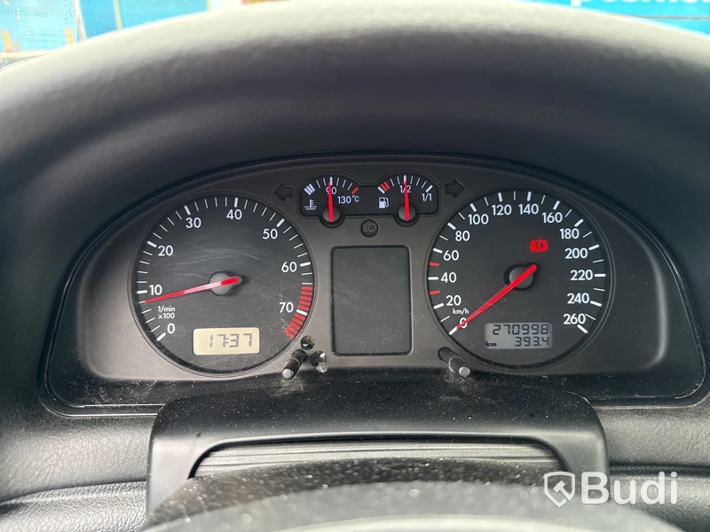 Volkswagen Passat 1.8T Variant (150hk) -2000