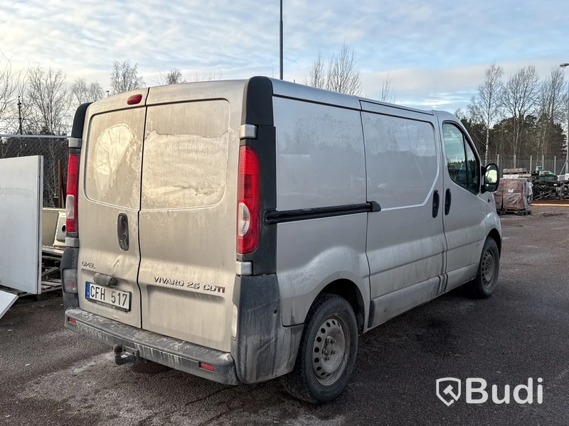 Opel Vivaro 2.5 CDTI | 146 hk | 2011 | Reparationsobjekt