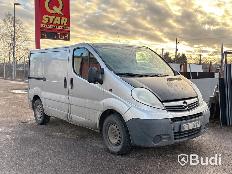 Opel Vivaro 2.5 CDTI | 146 hk | 2011 | Reparationsobjekt