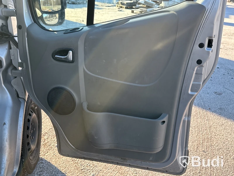 Opel Vivaro 2.0 CDTI | 17415 mil | 114 hk | 2011