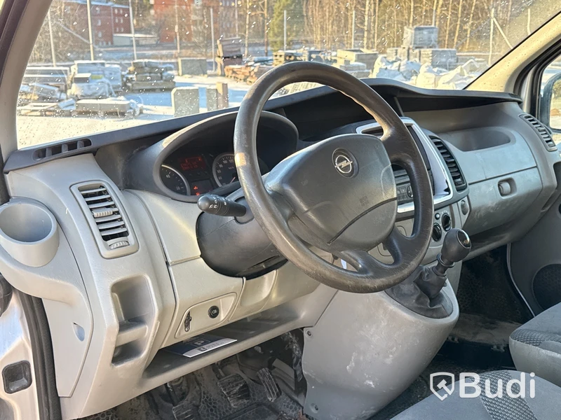 Opel Vivaro 2.0 CDTI | 17415 mil | 114 hk | 2011