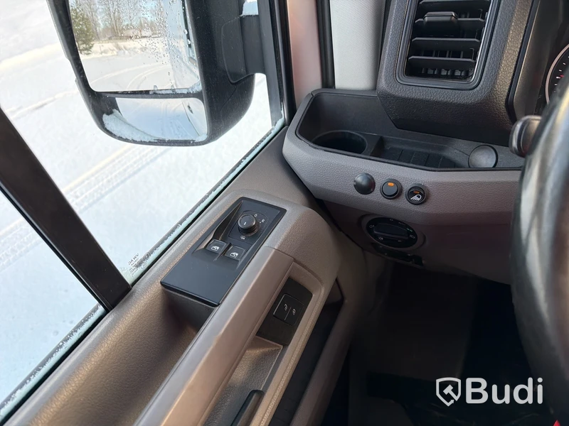 Skåpbil Volkswagen Crafter 35 2.0 TDI -2017