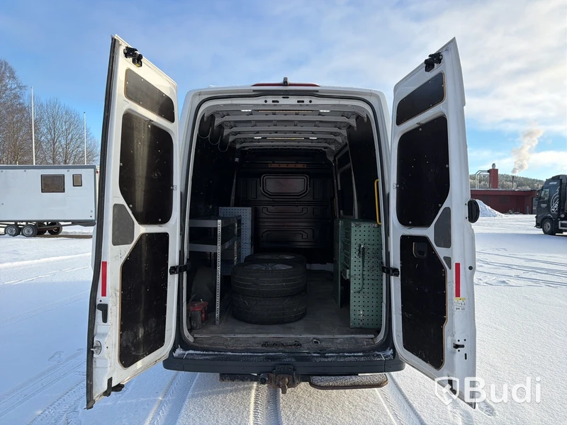 Skåpbil Volkswagen Crafter 35 2.0 TDI -2017