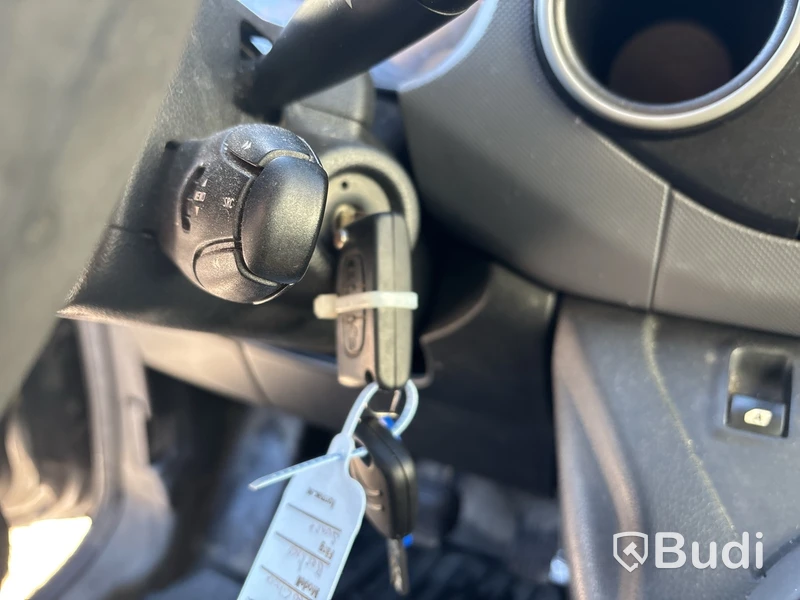 Skåpbil Citroën Berlingo 1.6 HDiF -2013 | Takräcke