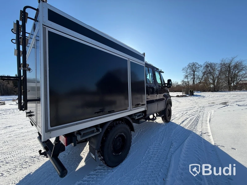 Terrängbil Iveco Daily 4x4 inredd arbetsbil -2018