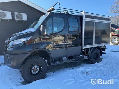 Terrängbil Iveco Daily 4x4 inredd arbetsbil -2018