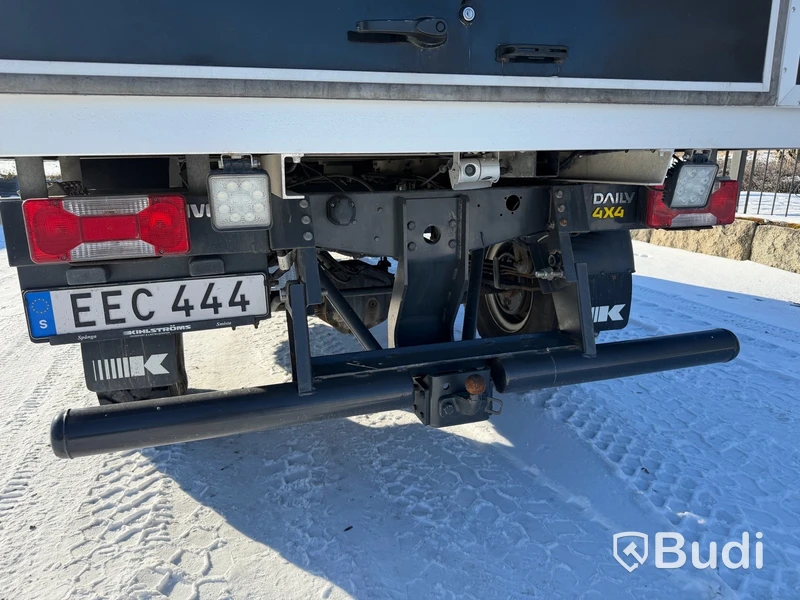 Terrängbil Iveco Daily 4x4 inredd arbetsbil -2018