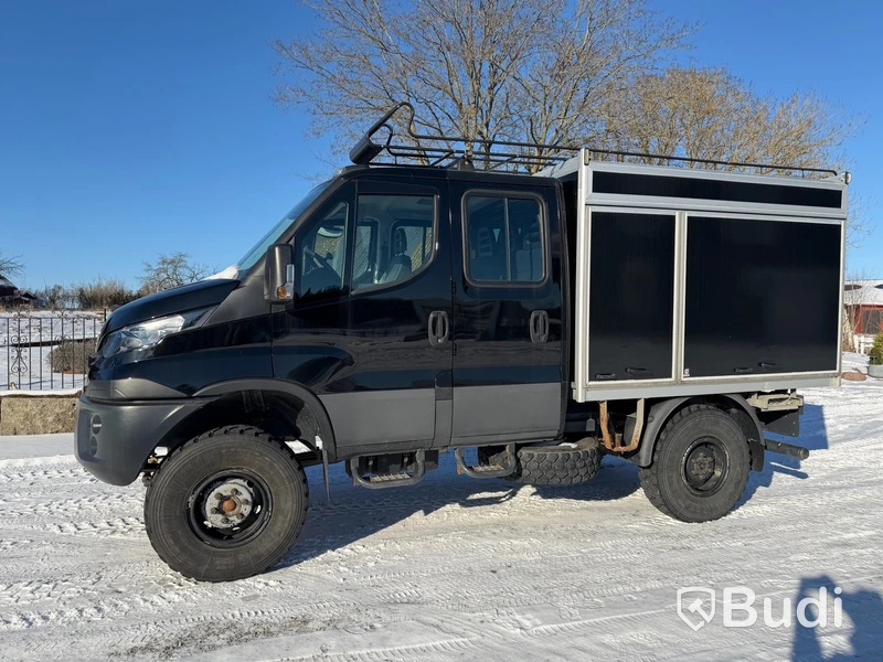 Terrängbil Iveco Daily 4x4 inredd arbetsbil -2018